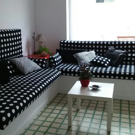 Patio Soleado Dos Baños
